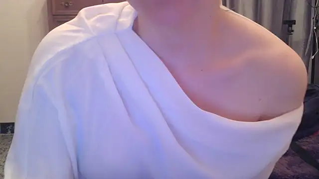 mery lou20252 online show from April 7, 2026, 9:16 pm