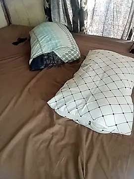 VrXis online show from April 12, 2026, 10:29 am