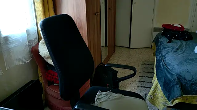 Chrismaturefrench online show from April 3, 2026, 3:29 pm