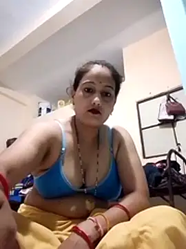 Snapshot of Sexi_roovi chatting on July 19, 2026, 4:48 pm Sexi roovi online show from July 19, 2026, 4:48 pm