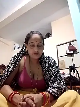 Snapshot of Sexi_roovi chatting on July 23, 2026, 5:53 pm Sexi roovi online show from July 23, 2026, 5:53 pm