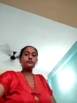 Snapshot of Sexi_roovi chatting on July 20, 2026, 1:02 pm Sexi roovi online show from July 20, 2026, 1:02 pm