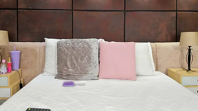 VaneAguirre online show from April 3, 2026, 12:55 pm