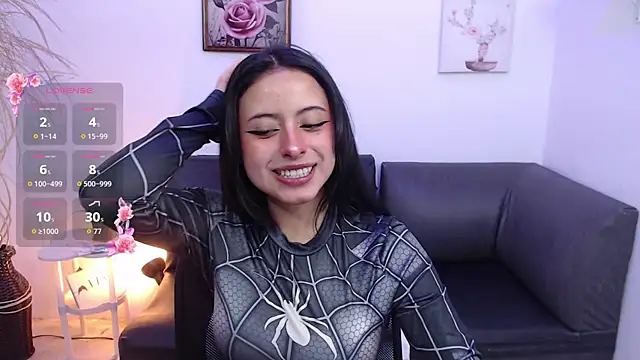 Nina petitte online show from April 3, 2026, 12:00 pm