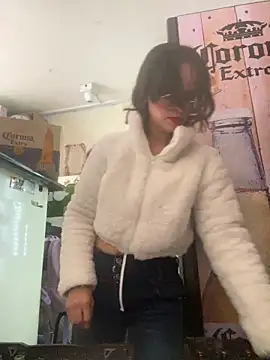 samantha dulce online show from April 16, 2026, 8:09 pm