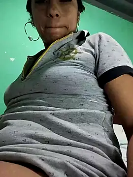 AngelicaStorms online show from April 14, 2026, 1:54 am