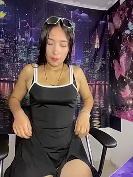 Itze Mua online show from March 30, 2026, 12:56 am