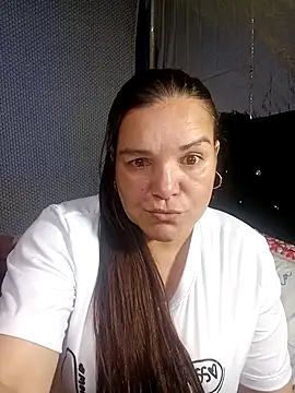 Zuleyka 69 online show from April 16, 2026, 9:04 pm