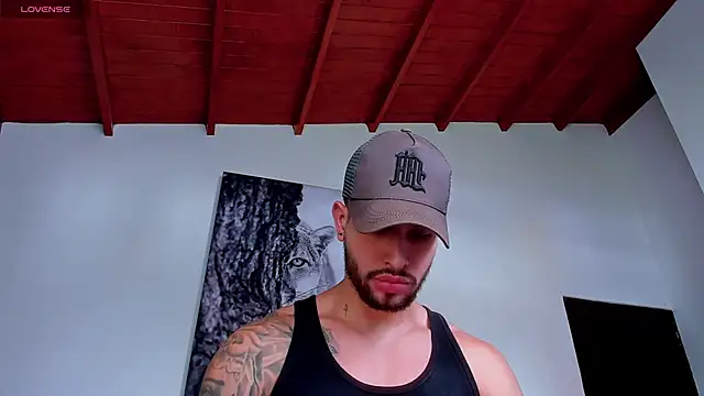 Santos ramirez1 online show from April 23, 2026, 3:02 pm