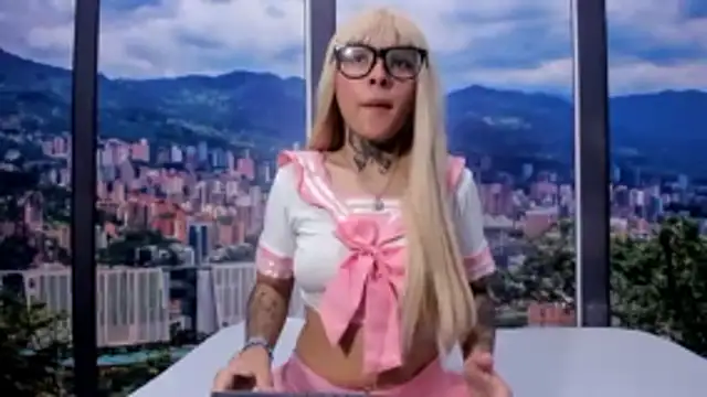 NickAndTylor online show from May 22, 2026, 1:20 pm