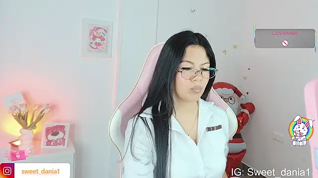 princess dan1a online show from April 8, 2026, 3:52 am