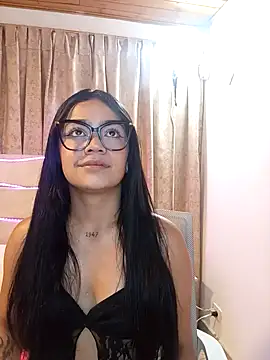 baby-skinnd online show from March 31, 2026, 3:36 pm