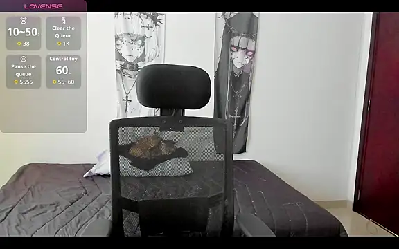 ValentinaXXX  online show from April 15, 2026, 8:20 pm