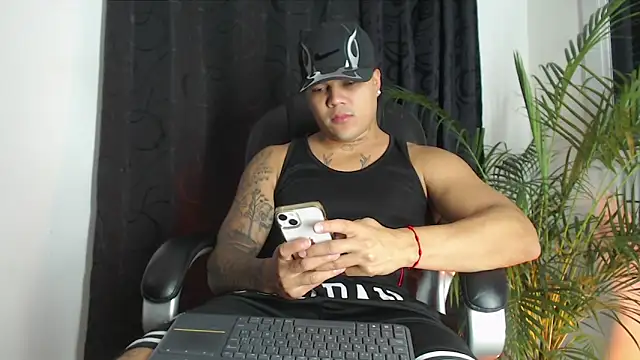 Pedro x777 online show from March 22, 2026, 4:38 am