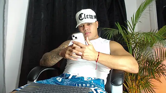 Pedro x777 online show from March 25, 2026, 1:50 am