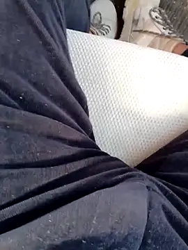 oneeyedwonder96 online show from April 2, 2026, 10:55 am