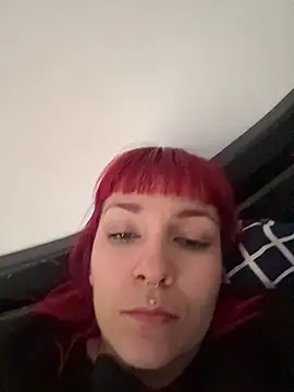 Amelie-RedHoney online show from July 15, 2026, 7:54 pm