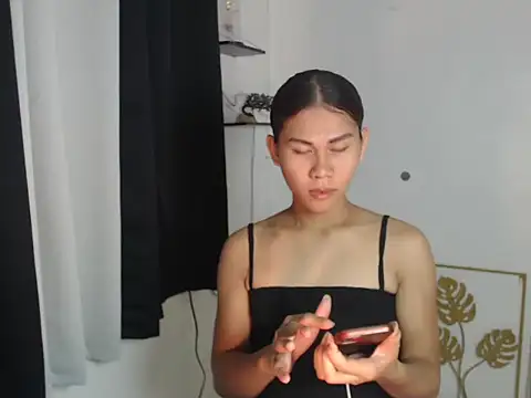 Zain Moore online show from April 17, 2026, 12:19 pm