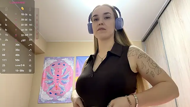 DenitaSpace online show from April 2, 2026, 2:13 pm