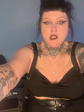 InkMaleficent online show from April 14, 2026, 2:44 pm