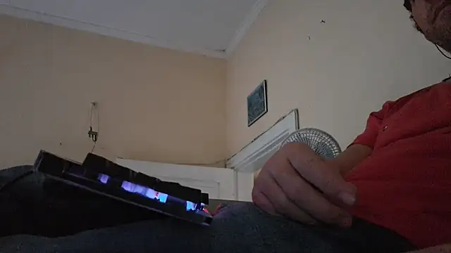 Sueliton2 online show from April 7, 2026, 7:04 pm