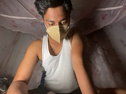 sinner2511 online show from April 5, 2026, 8:26 pm