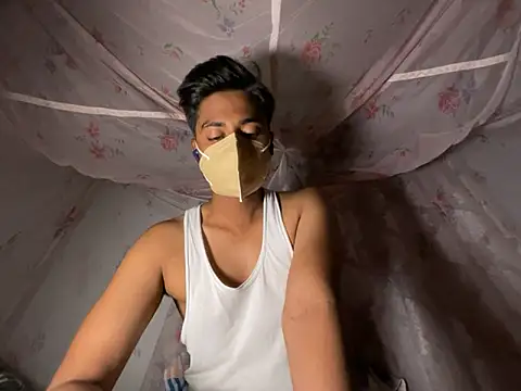 sinner2511 online show from March 31, 2026, 4:31 pm