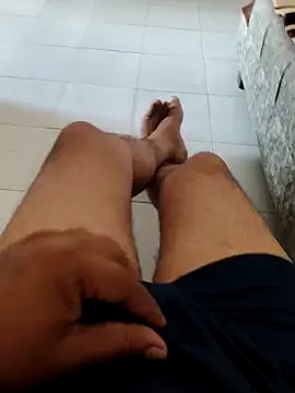 B S0051 online show from April 8, 2026, 2:13 am