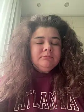 curly elise online show from April 9, 2026, 7:25 am