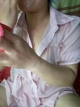 Bella-ox19 online show from April 17, 2026, 2:53 pm