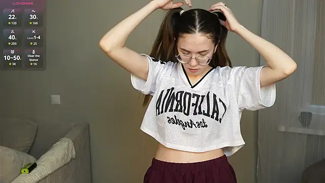 RosanneLaliberty online show from April 13, 2026, 3:43 am