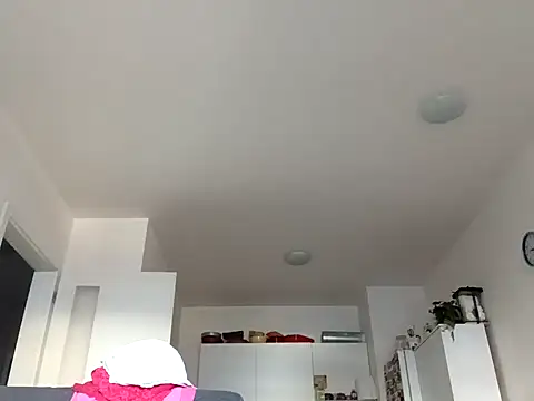 Jahudka47 online show from April 6, 2026, 7:20 am