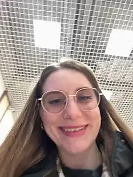 FReyja 44 online show from April 11, 2026, 8:40 am