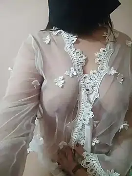 Yasmin Oh online show from May 1, 2026, 6:57 pm