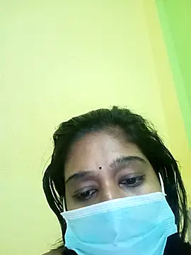 bannerjeesneha20 online show from April 7, 2026, 7:59 pm