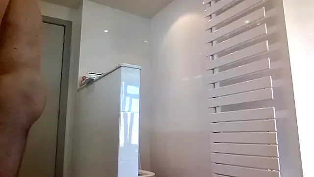 HotLucas66 online show from March 29, 2026, 9:11 am