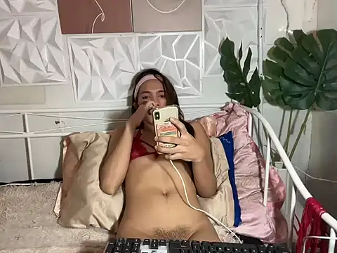 Leijona Milker online show from March 27, 2026, 8:26 am