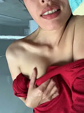 Sapphire-zz online show from March 26, 2026, 7:17 am