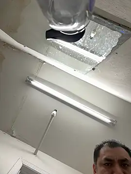 Crossroads5214 online show from April 18, 2026, 12:57 am