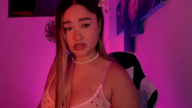 Soouuf  online show from March 26, 2026, 12:25 pm