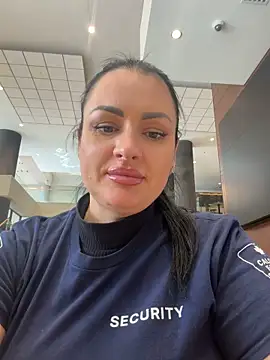 Simona love777 online show from April 10, 2026, 8:27 pm