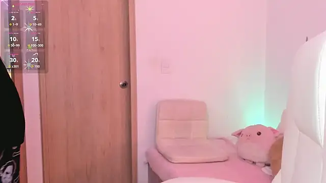 ivyJanne online show from July 3, 2026, 5:36 am