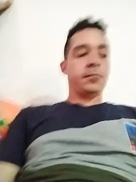Gabriel leon33 online show from June 8, 2026, 6:52 pm