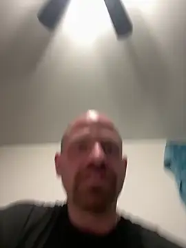 whitelioncody online show from April 18, 2026, 4:59 am