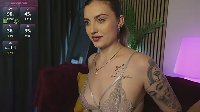 Ema Reese online show from May 31, 2026, 4:40 am