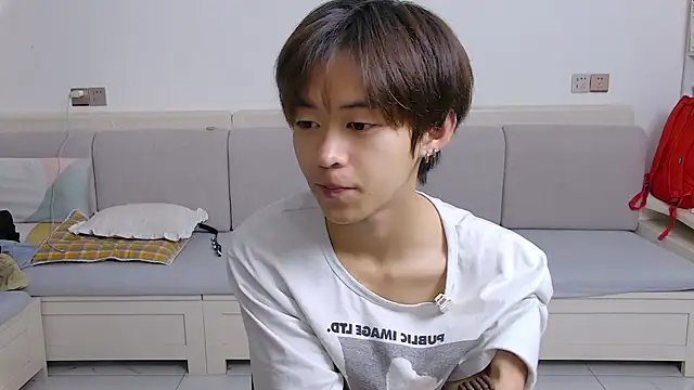 buding-001 online show from March 26, 2026, 10:57 am