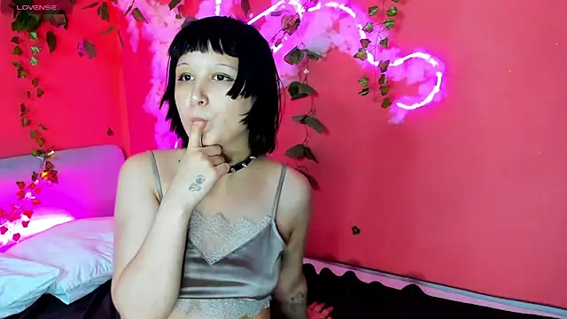 Amelia goth online show from April 16, 2026, 9:39 pm