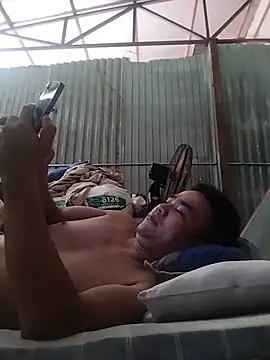 Snapshot of Tinh_love chatting on July 13, 2026, 12:21 am Tinh love online show from July 13, 2026, 12:21 am