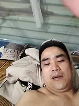 Snapshot of Tinh_love chatting on July 18, 2026, 3:53 pm Tinh love online show from July 18, 2026, 3:53 pm