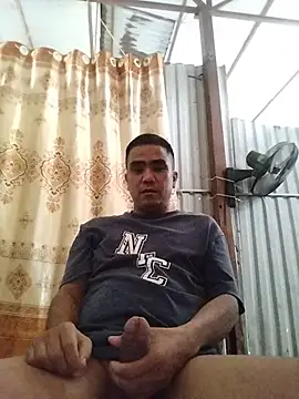 Snapshot of Tinh_love chatting on August 7, 2026, 2:28 am Tinh love online show from August 7, 2026, 2:28 am